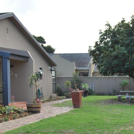 14 Cluster House & Studio George Exterior photo